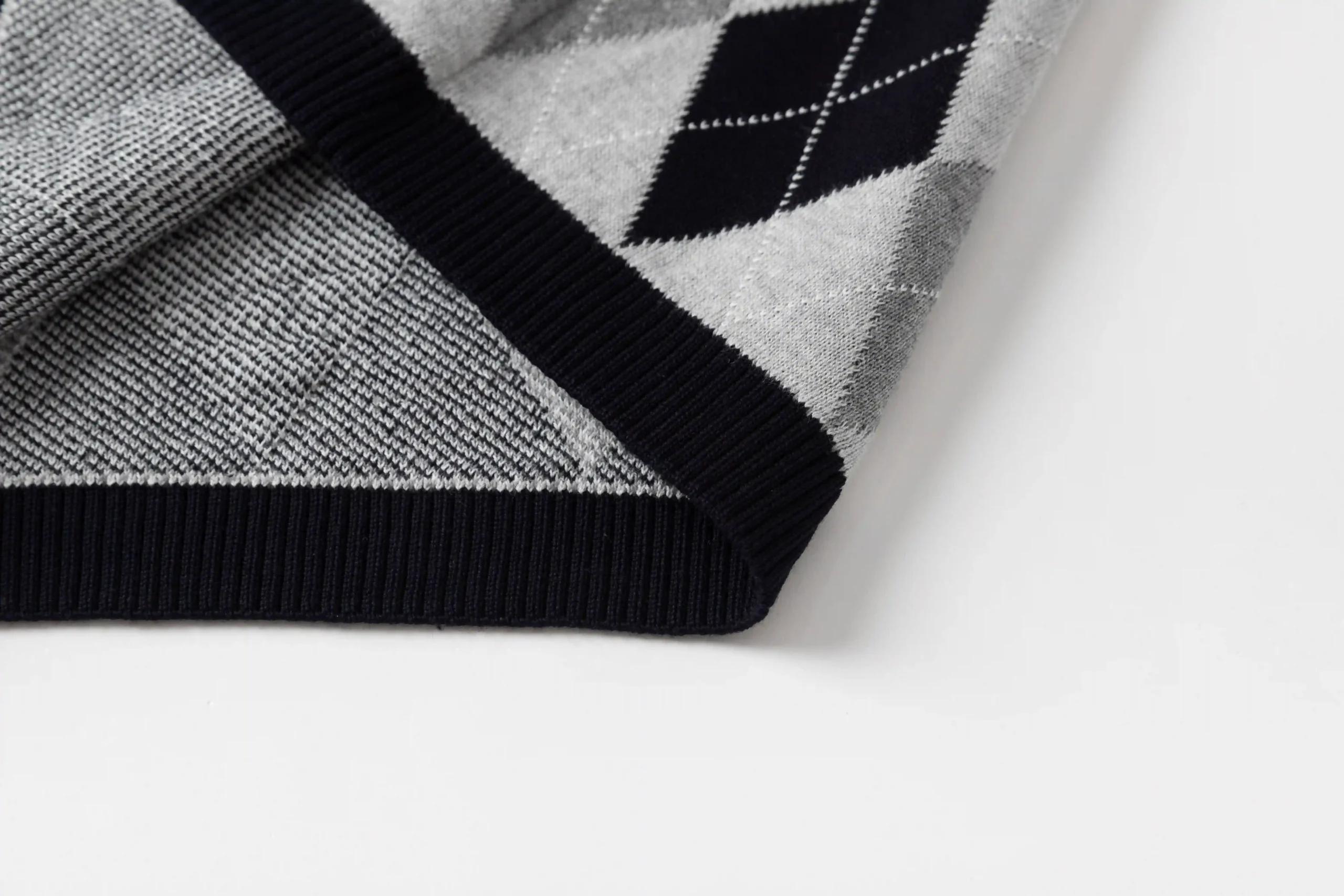 British Collegiate V-Neck Vest