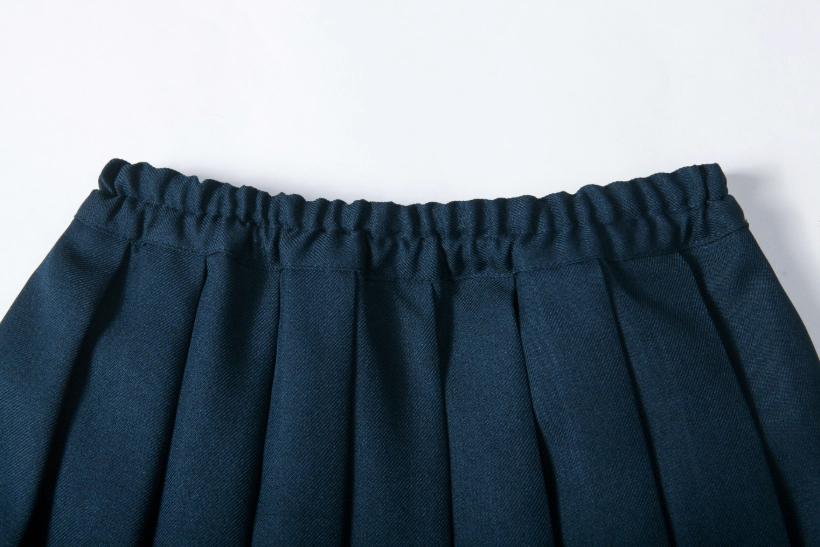 British-Inspired Girls’ Pleated Skirt-Navy Blue