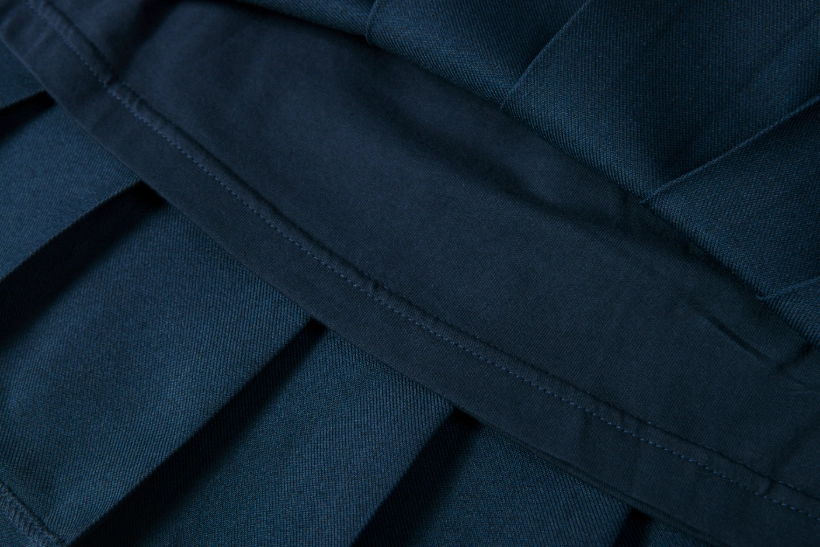 British-Inspired Girls’ Pleated Skirt-Navy Blue